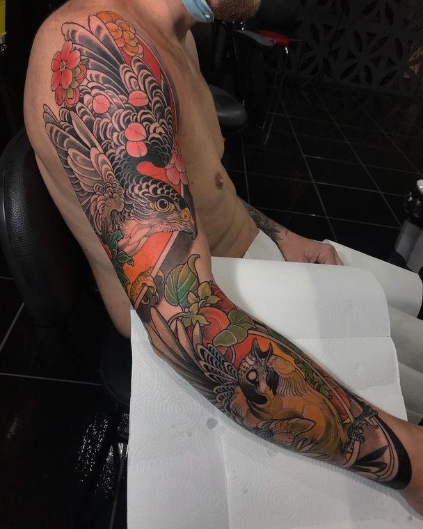 Composição em cor, tatuagem de Denis Vazios