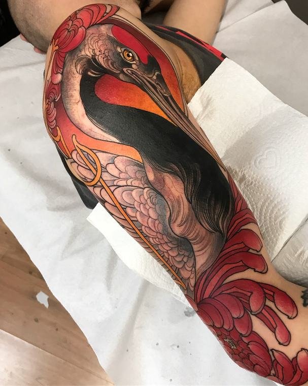 Garça e peônia, tatuagem de Denis Vazios